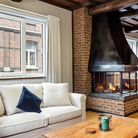 Stylish Apartment In Dinant Near The Maas Luaran gambar