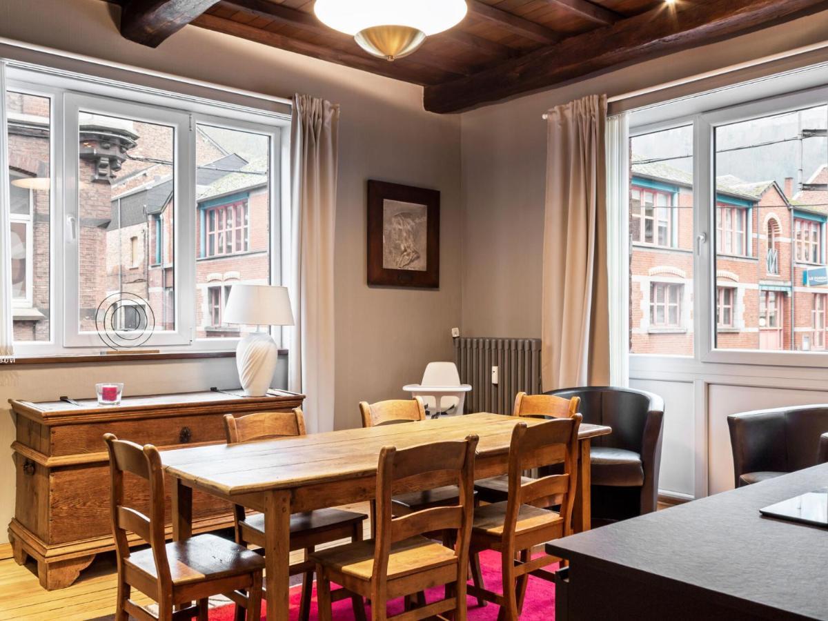 Stylish Apartment In Dinant Near The Maas Luaran gambar