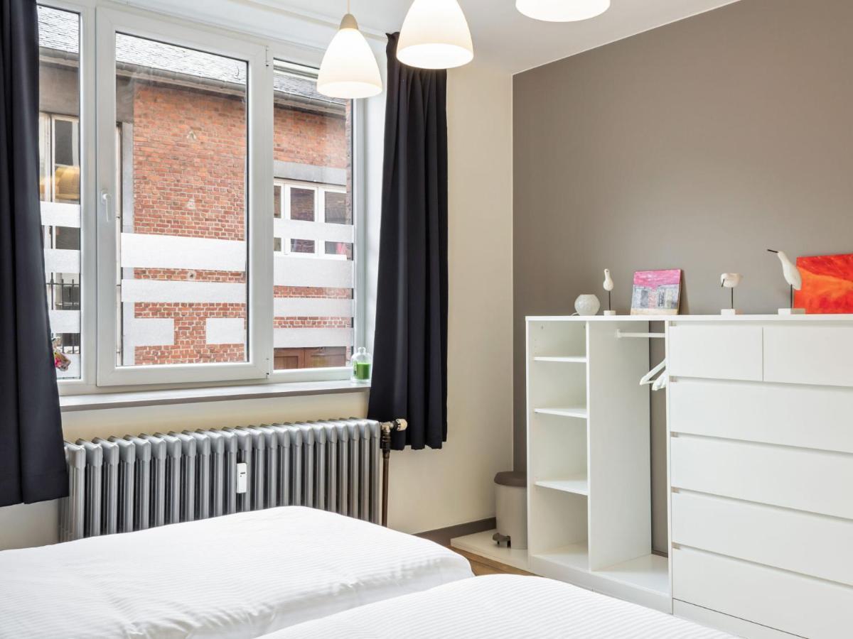Stylish Apartment In Dinant Near The Maas Luaran gambar