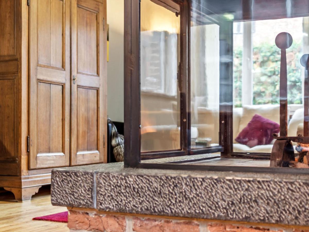 Stylish Apartment In Dinant Near The Maas Luaran gambar