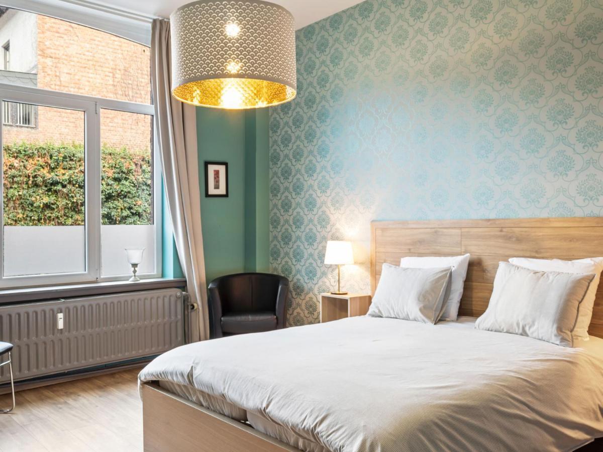 Stylish Apartment In Dinant Near The Maas Luaran gambar