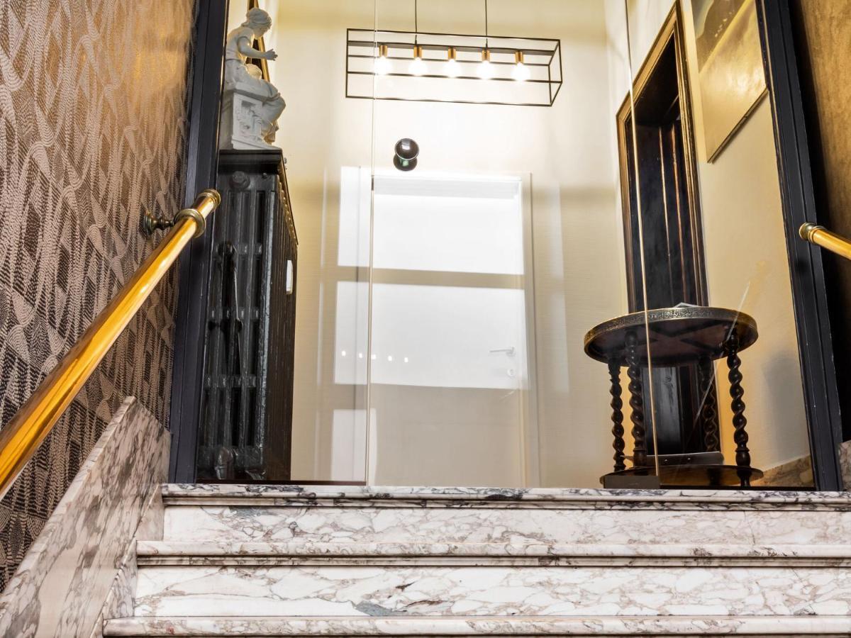 Stylish Apartment In Dinant Near The Maas Luaran gambar