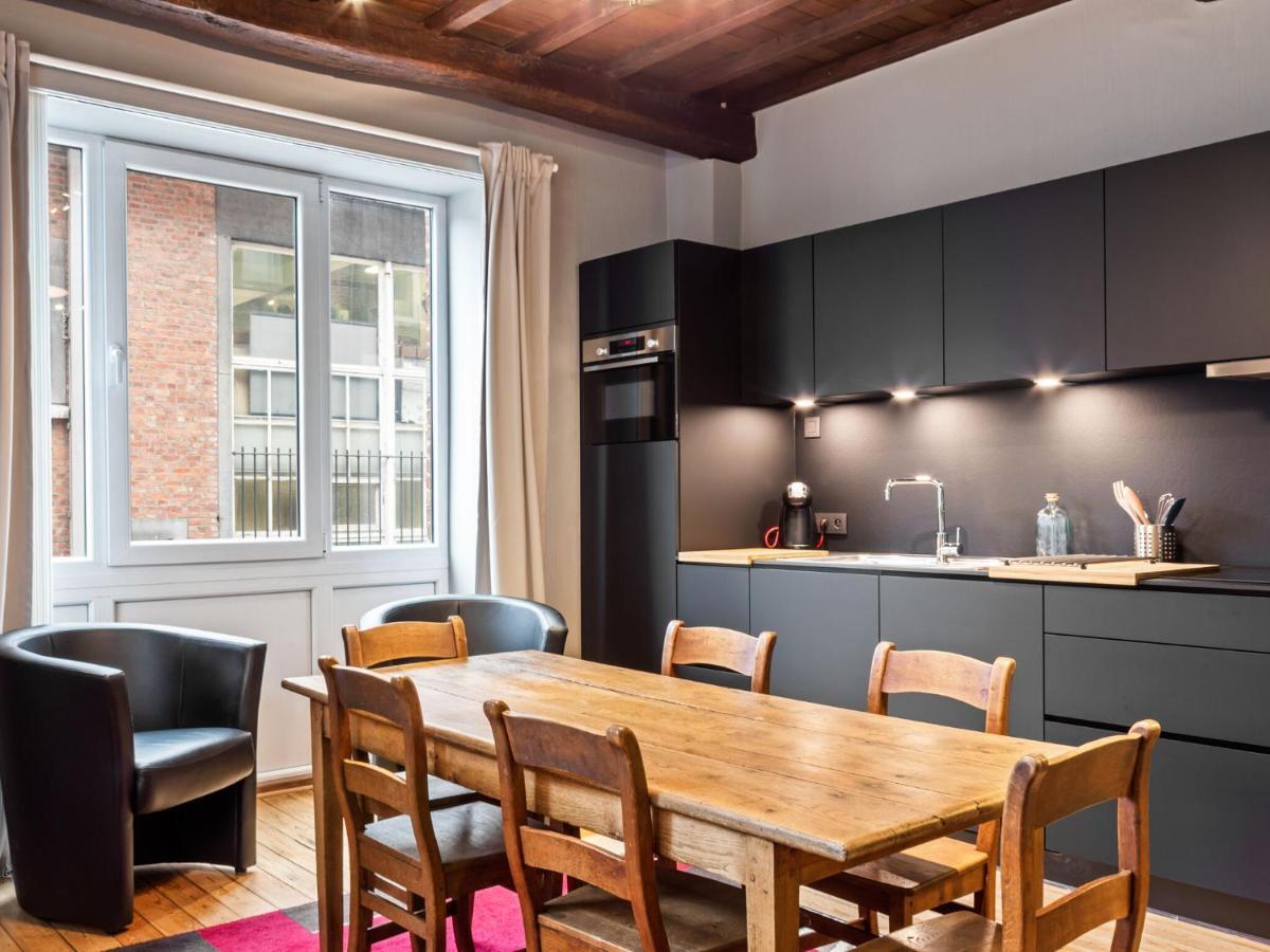 Stylish Apartment In Dinant Near The Maas Luaran gambar