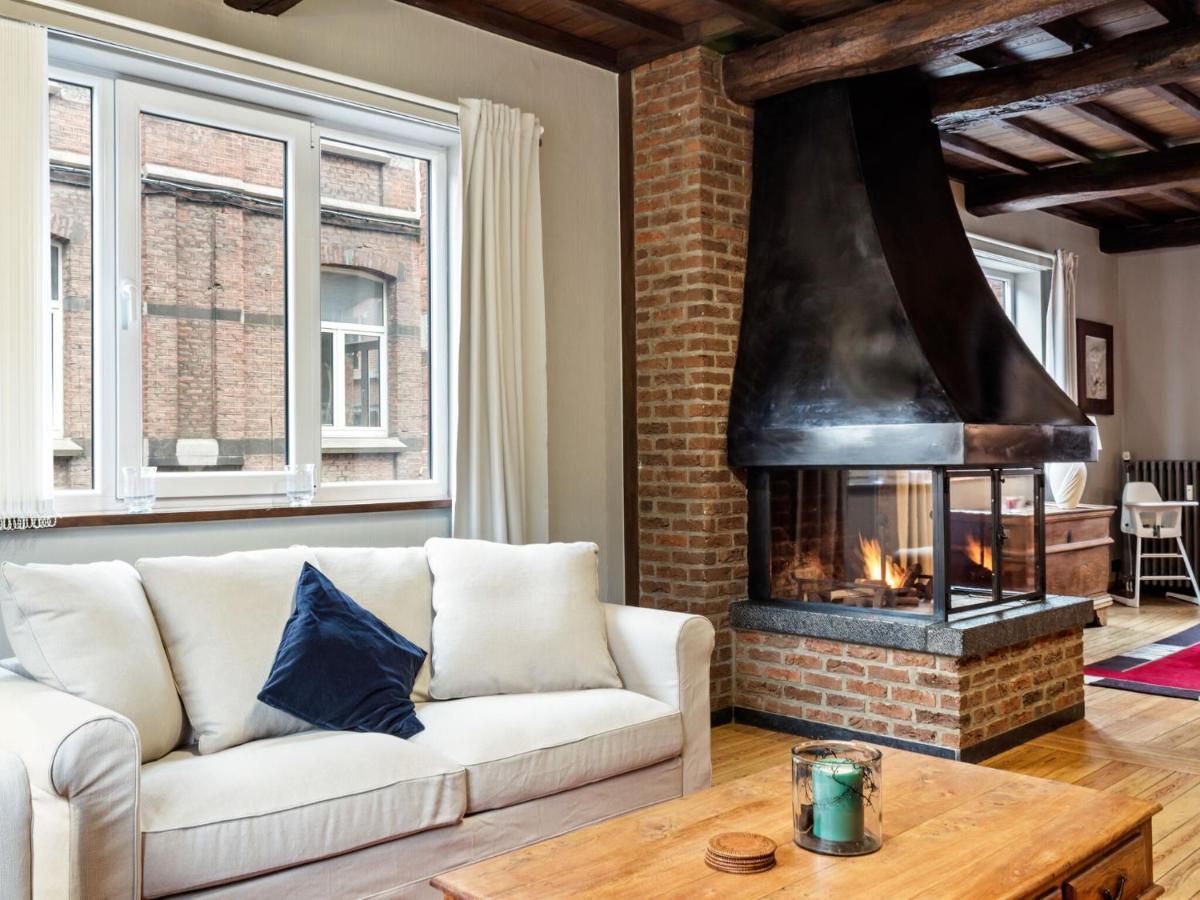 Stylish Apartment In Dinant Near The Maas Luaran gambar